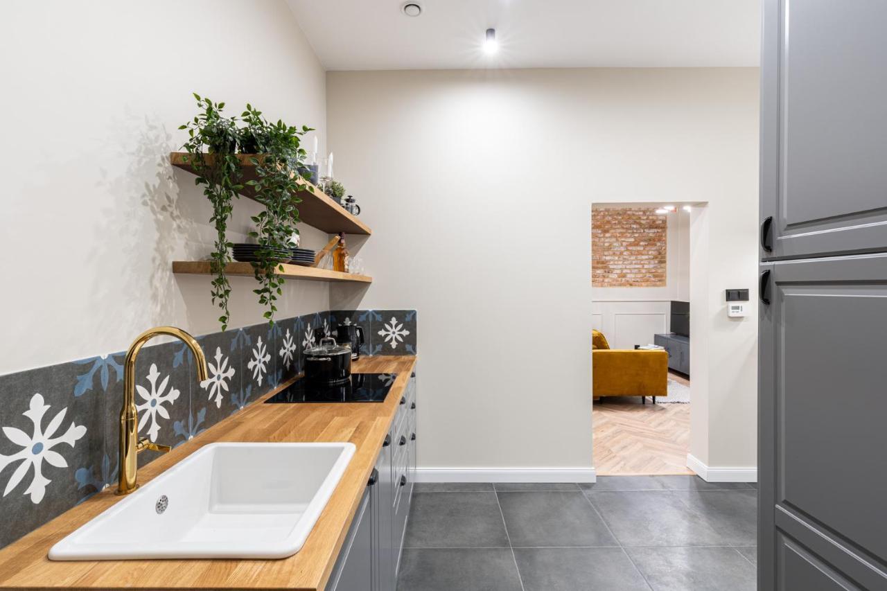 Househost Apartment : Topolowa 26/17 Krakow Exterior photo